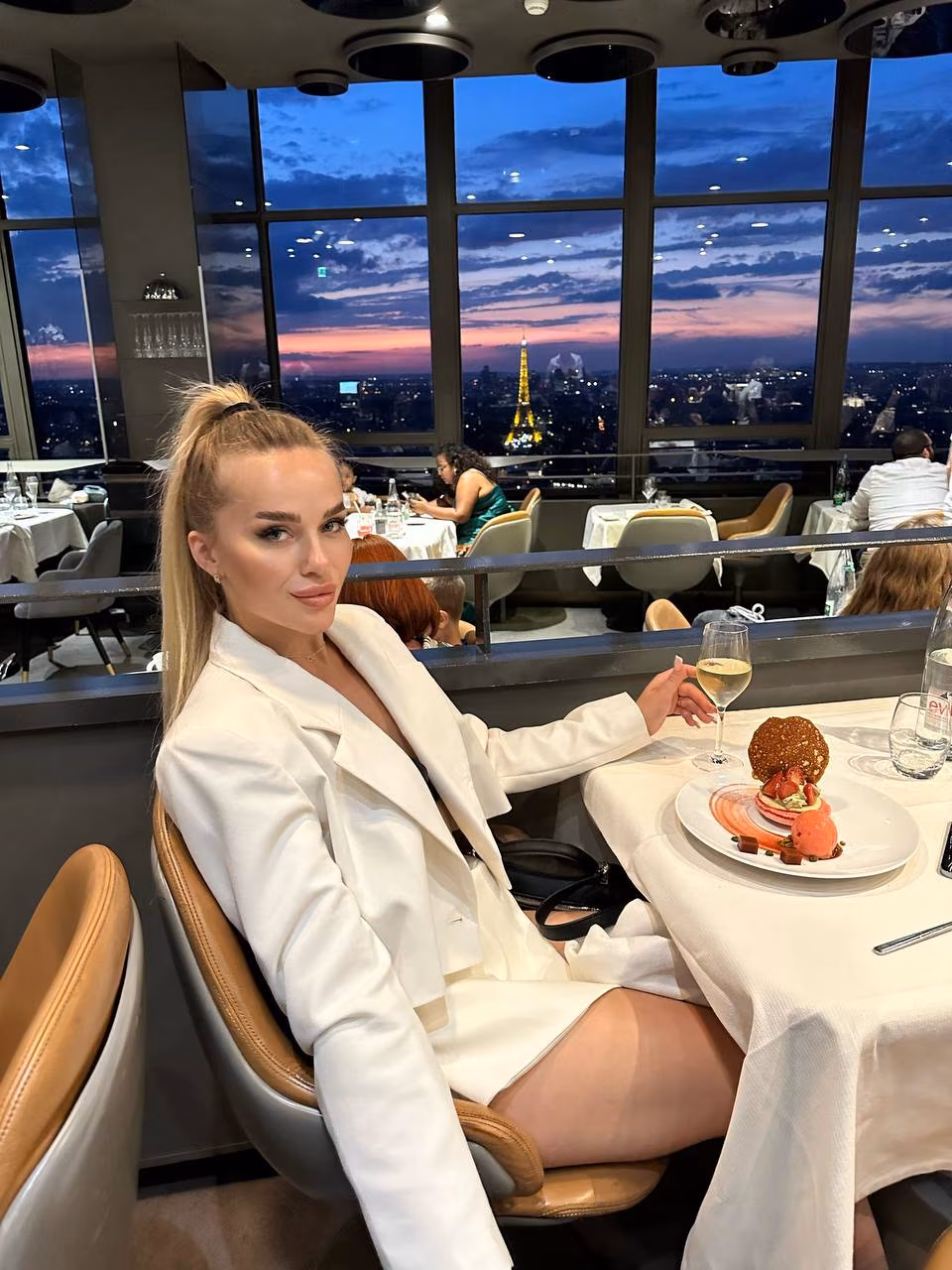 Diana 24 Kyiv Ukraine Je veux un couple pour la vie, pour toujours