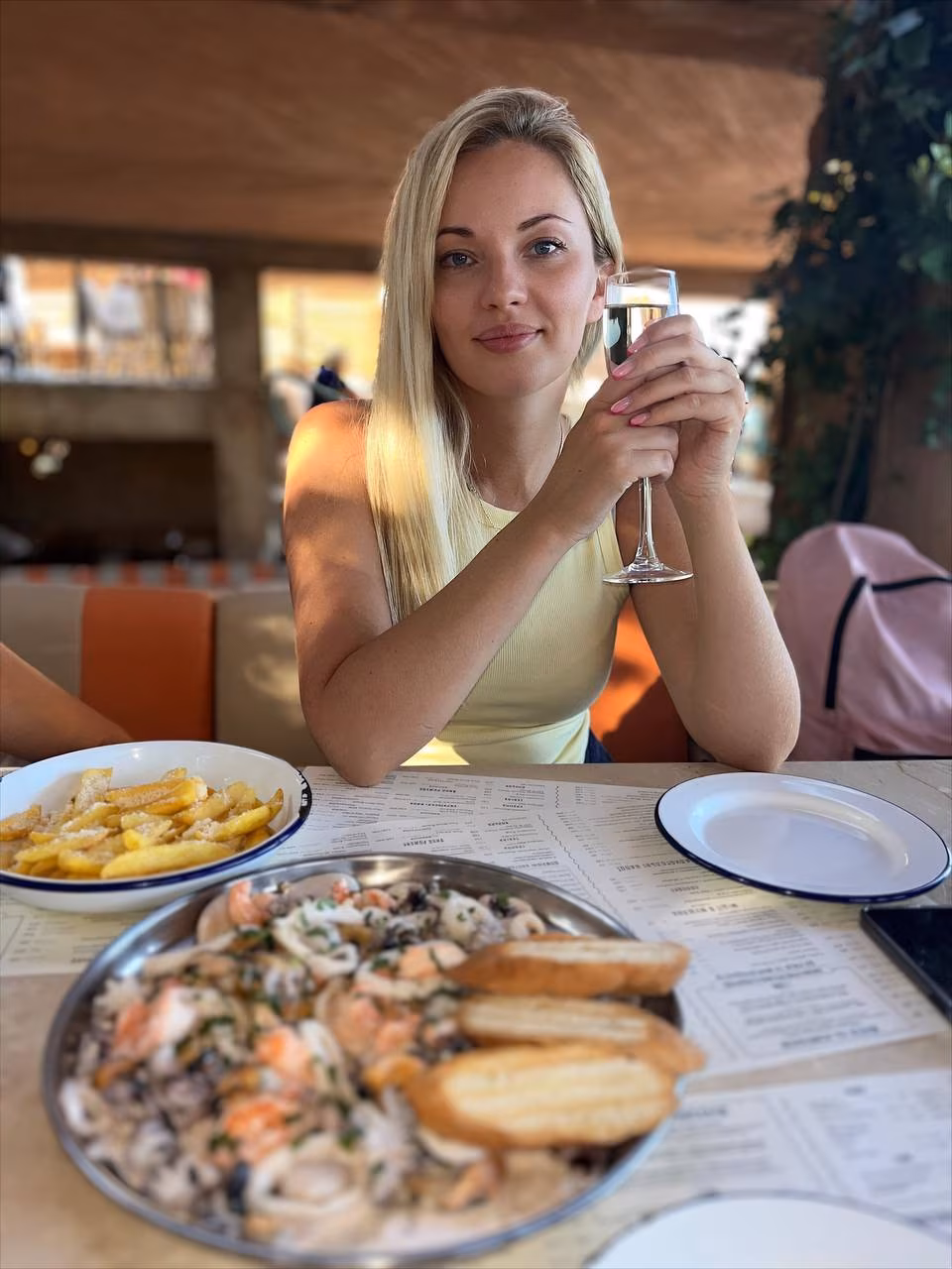 Olga 42 Bucharest Romania Je veux vivre une aventure de couple