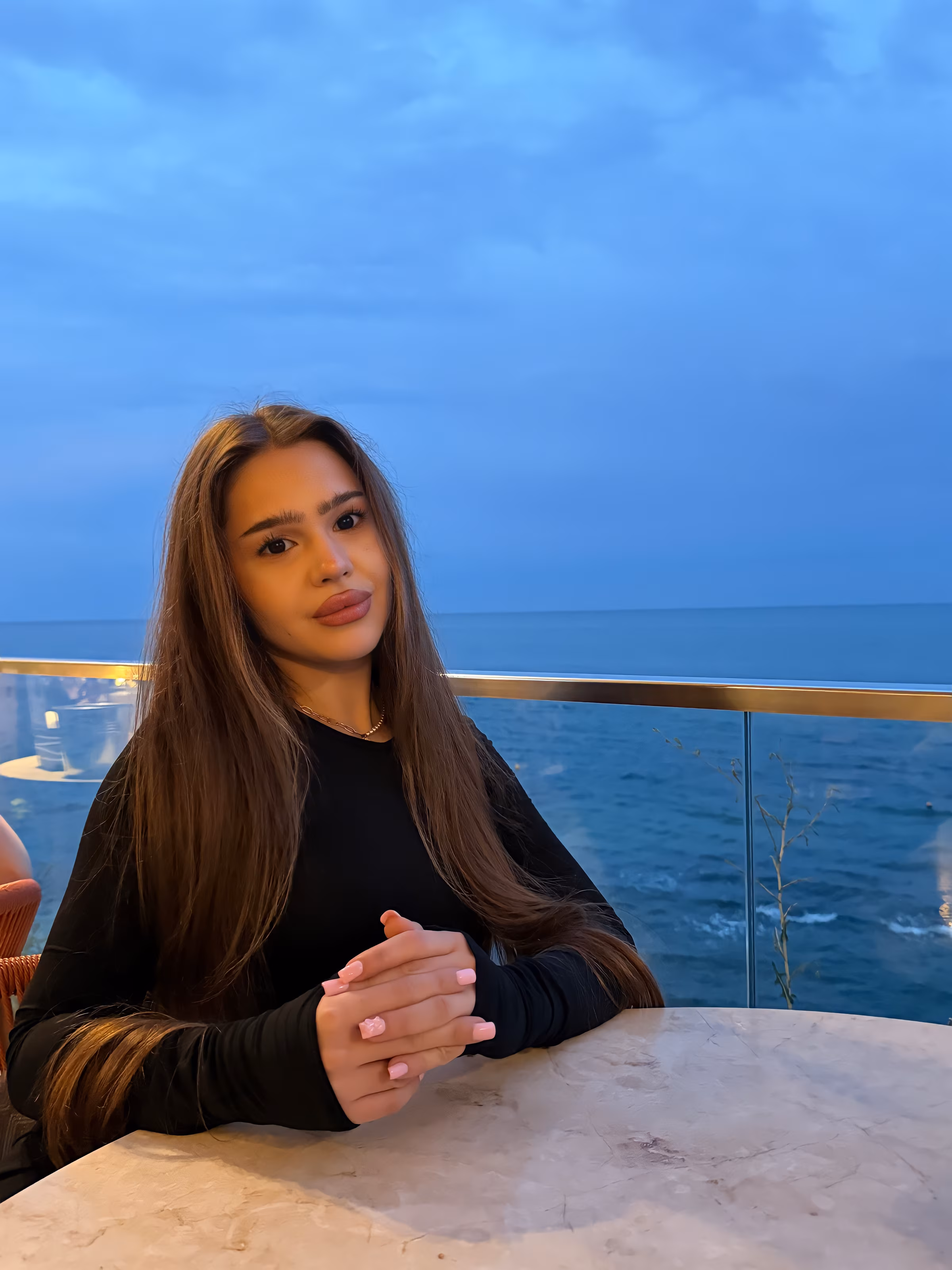 Anastasiia 21 Zhytomyr Ukraine Prête à construire un couple avec toi