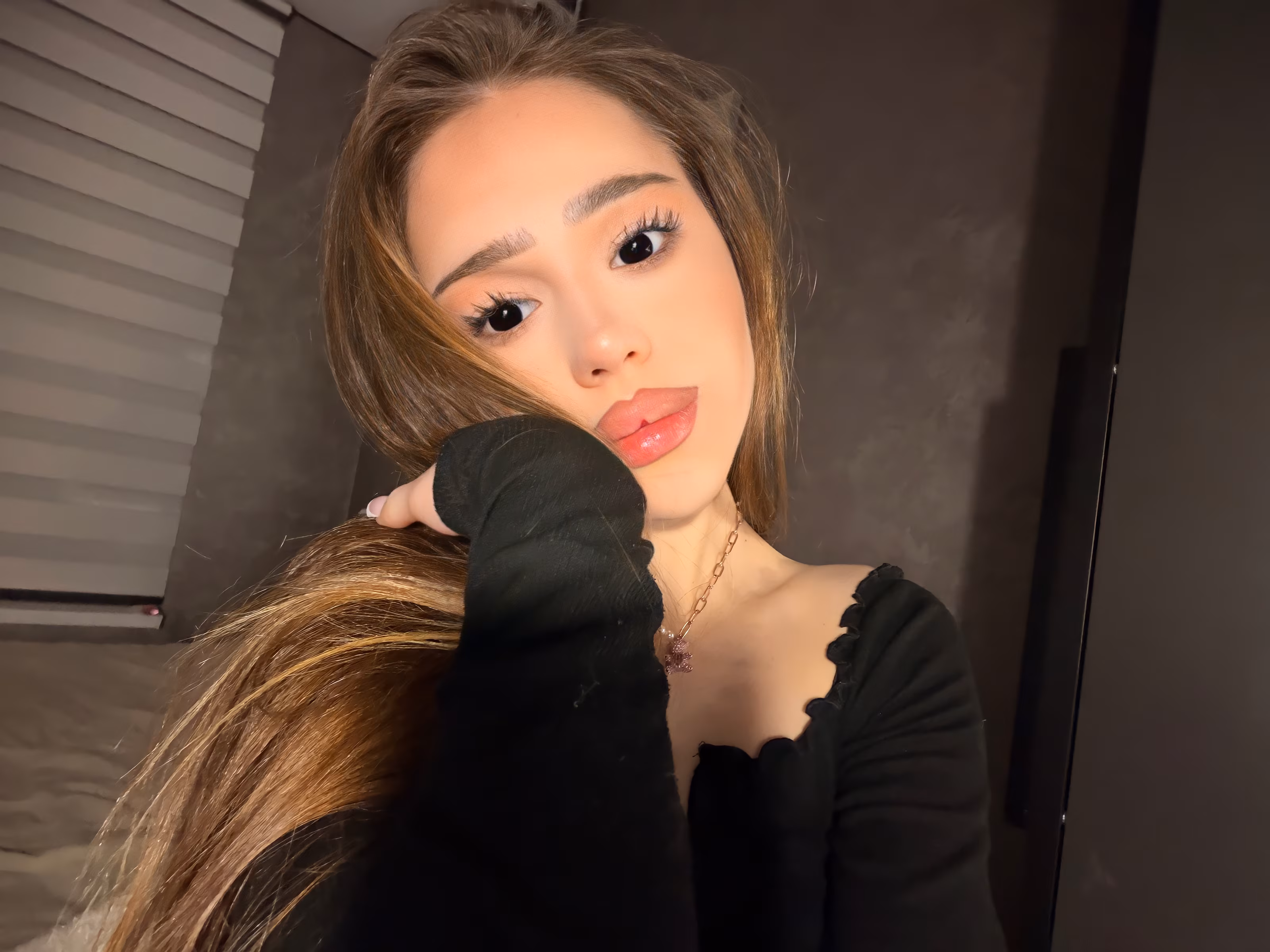 Anastasiia 21 Zhytomyr Ukraine Prête à construire un couple avec toi