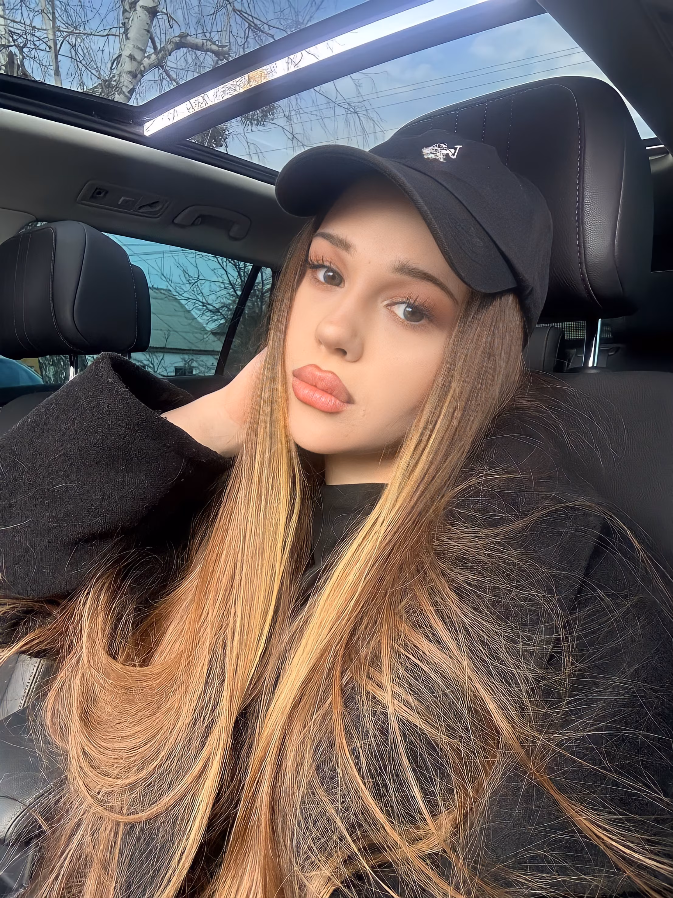 Anastasiia 21 Zhytomyr Ukraine Prête à construire un couple avec toi