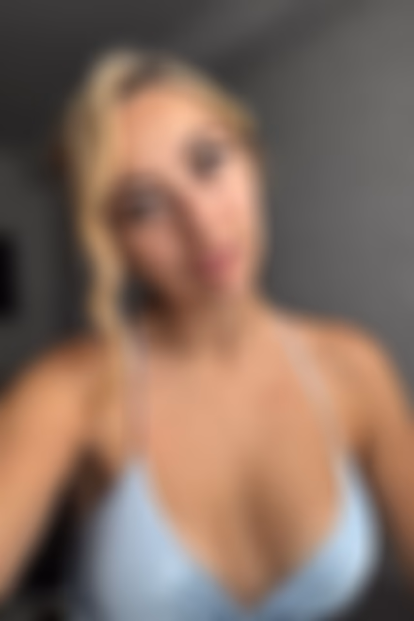 Elena 36 Kyiv  Ukraine Prête à m investir dans une belle relation de couple