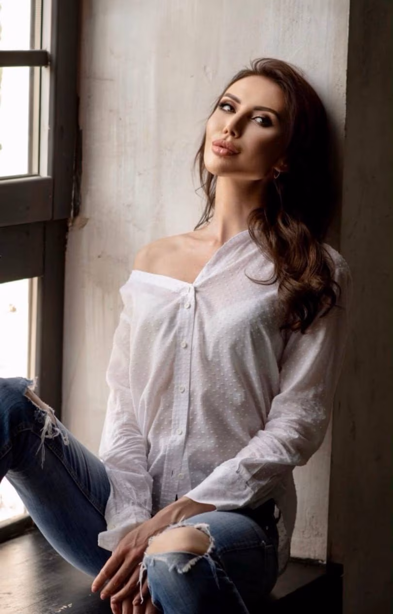 Elena 43 Milan Italy Cherche quelqu un pour une histoire de couple réussie