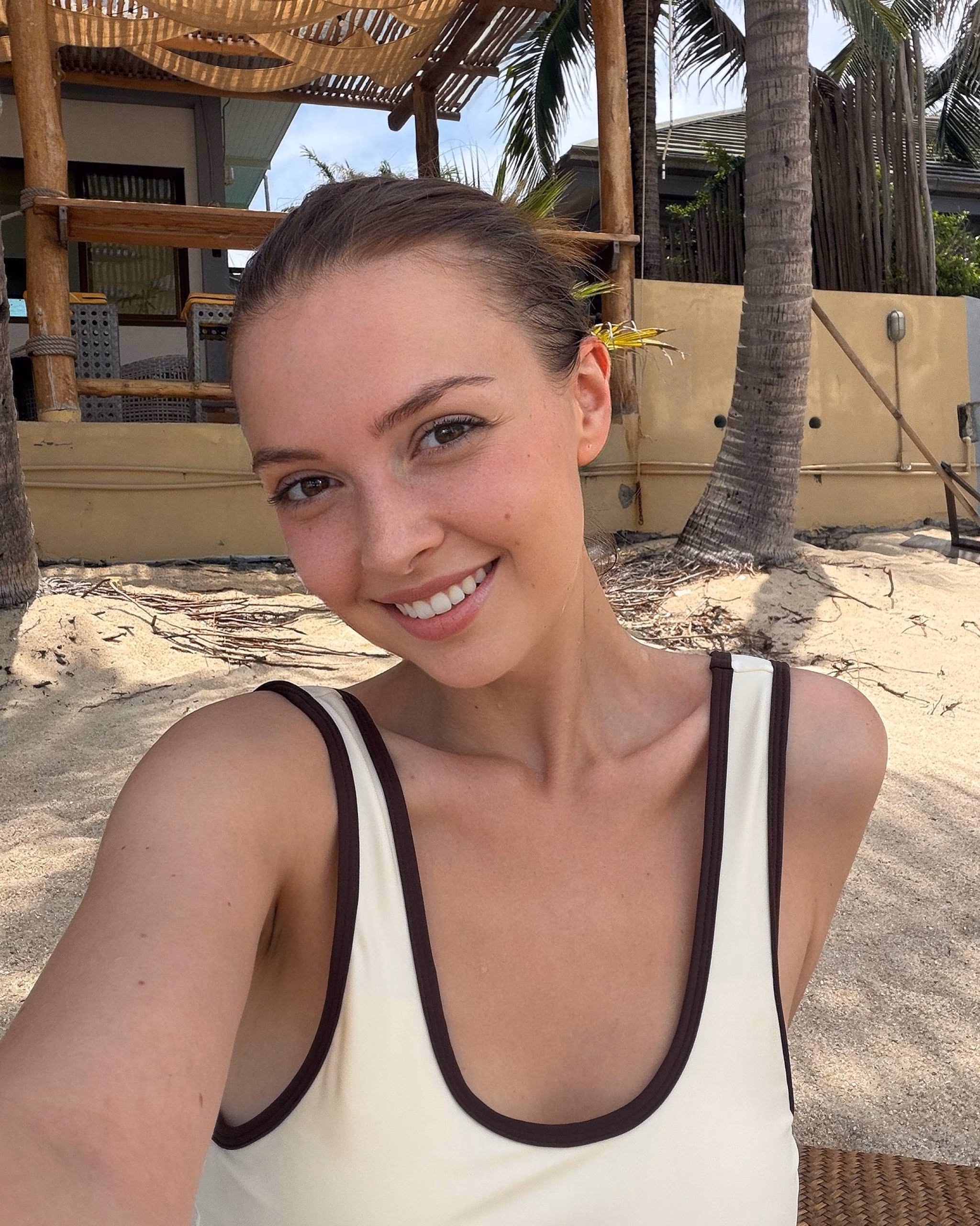 Alina 28 Bangkok Thailand Cherche quelqu un pour une vie de couple épanouissante