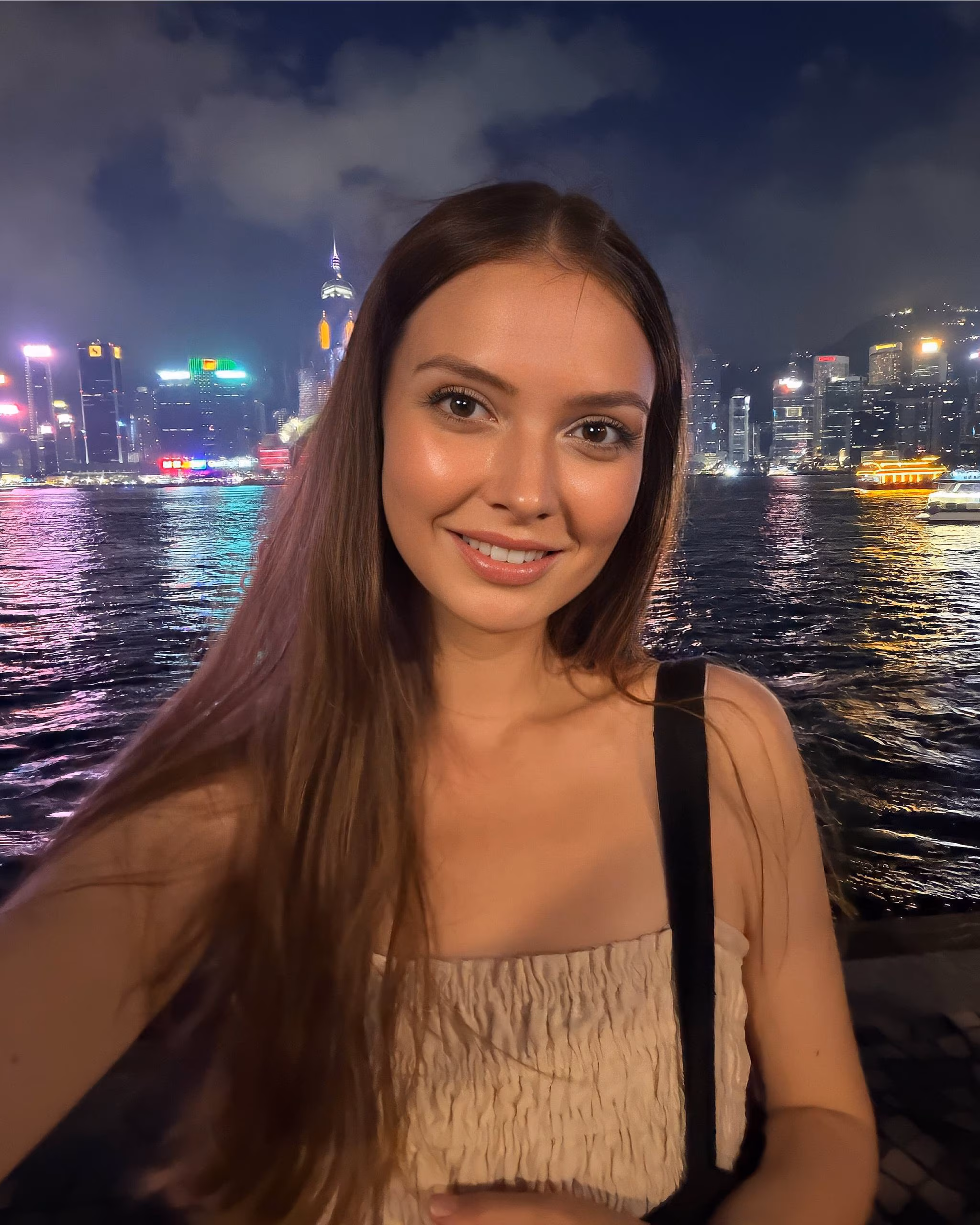 Alina 28 Bangkok Thailand Cherche quelqu un pour une vie de couple épanouissante