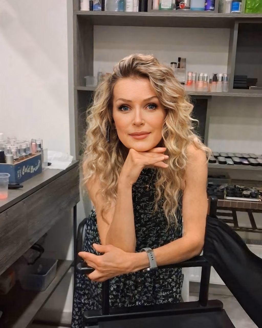 Irina 57 Dnipro  Ukraine Cherche un homme pour former une belle équipe