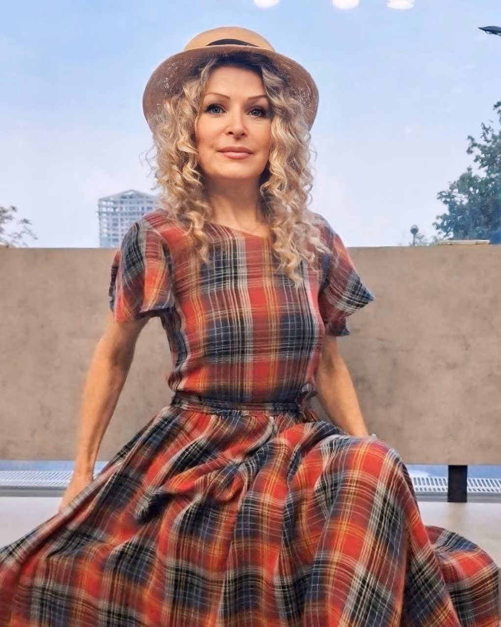 Irina 57 Dnipro  Ukraine Cherche un homme pour former une belle équipe