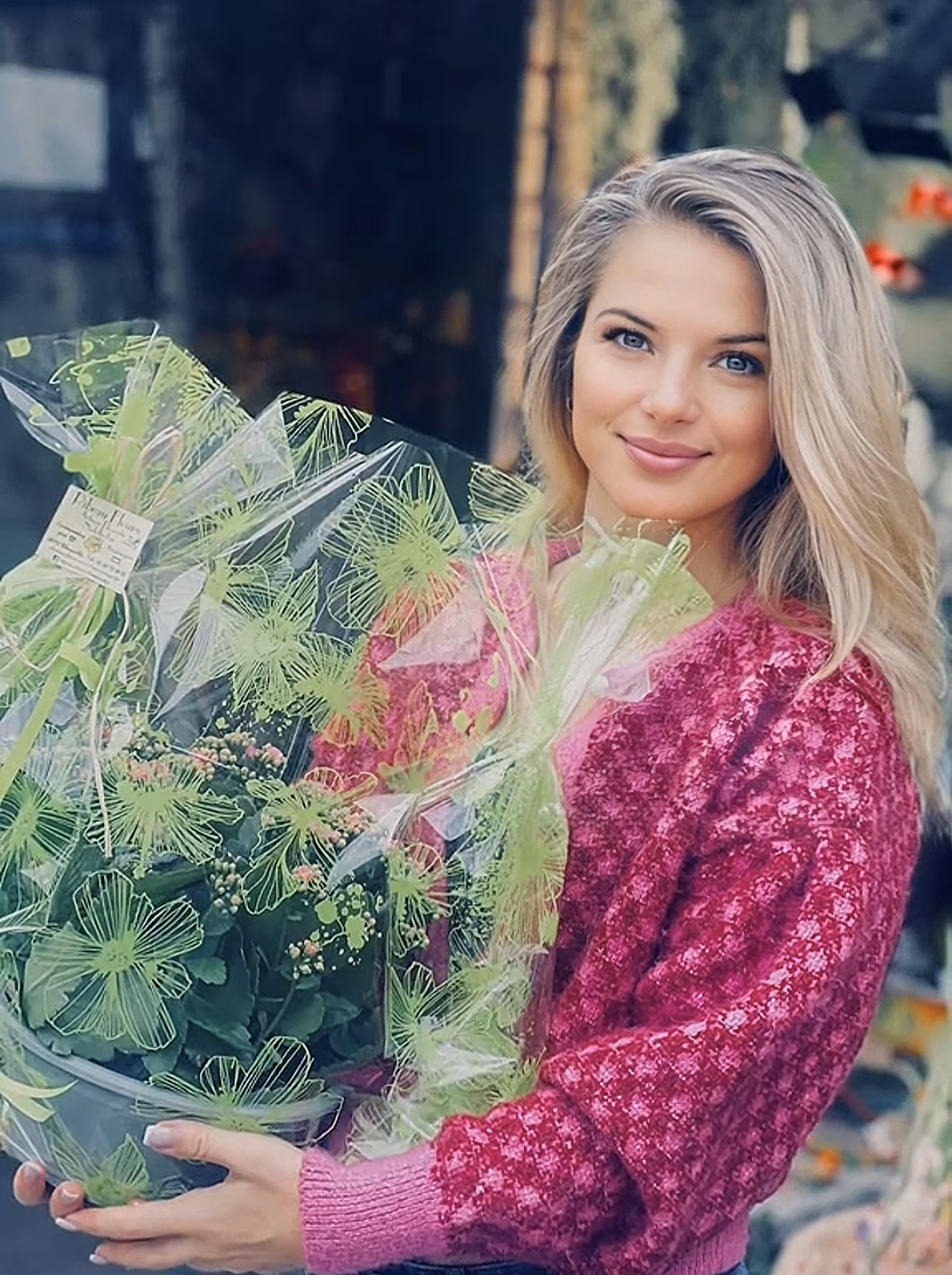 Yulia 46 Weil am Rhein  Germany Cherche un partenaire pour un couple authentique