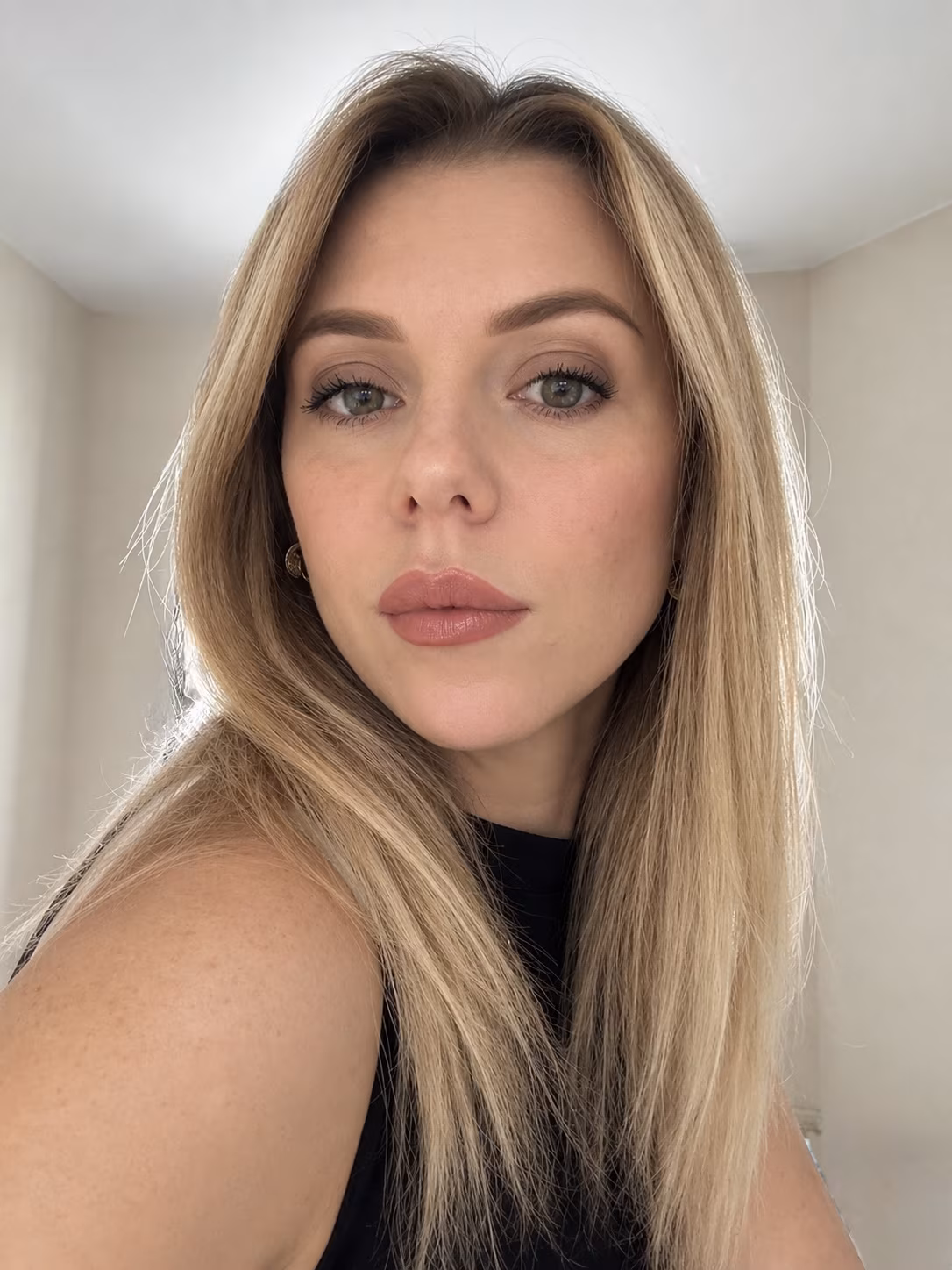 Galina 36 Kyiv   Ukraine Cherche un partenaire pour un couple authentique
