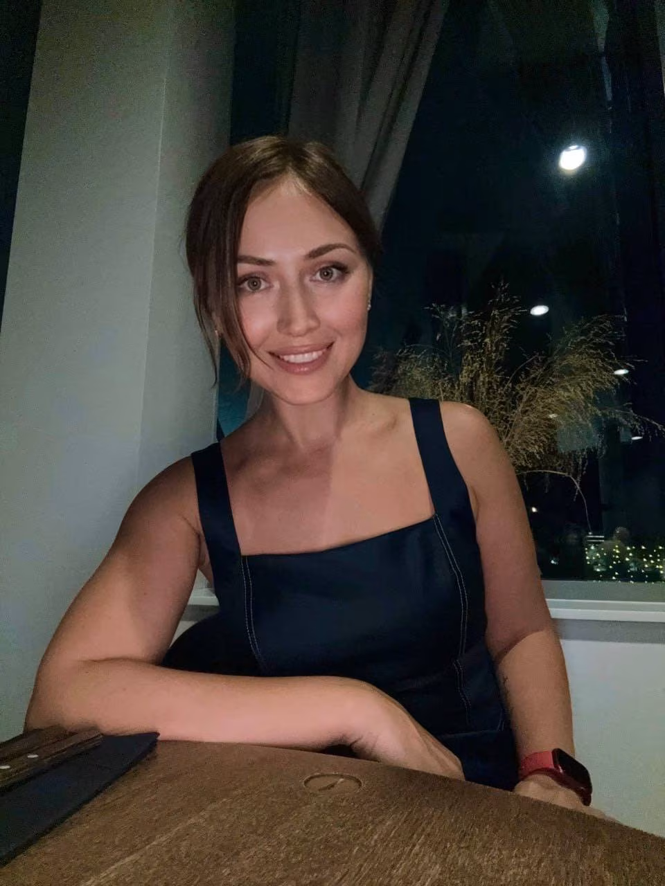 Marianna 45 Oslo Norway Je cherche un homme pour faire équipe en couple