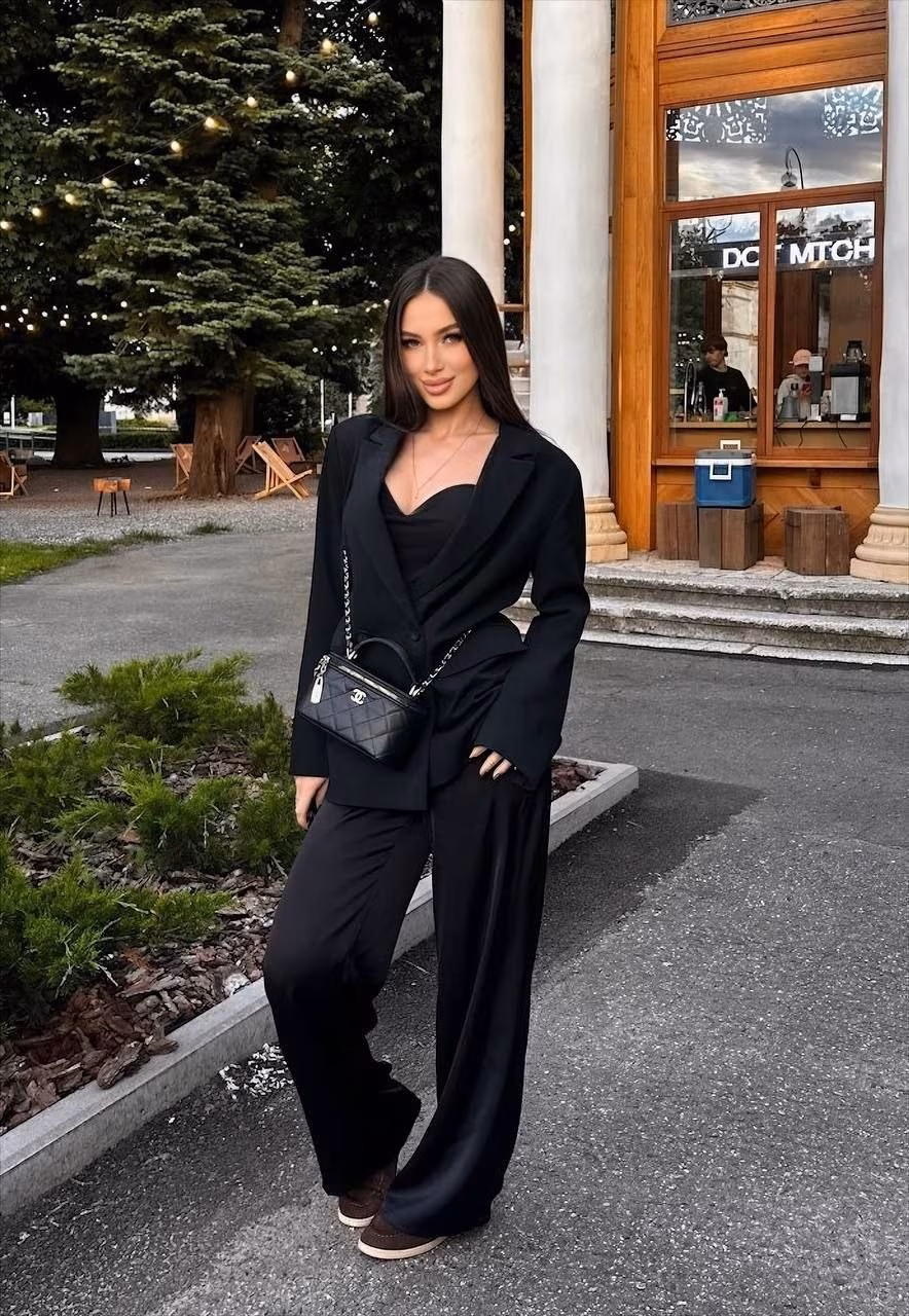 Diana 21 Kyiv Ukraine Je cherche un homme pour un couple qui a du sens