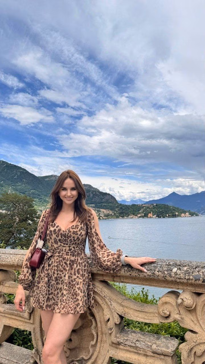 Oksana 31 Frankfurt am Main Germany Je cherche un homme pour un couple épanouissant