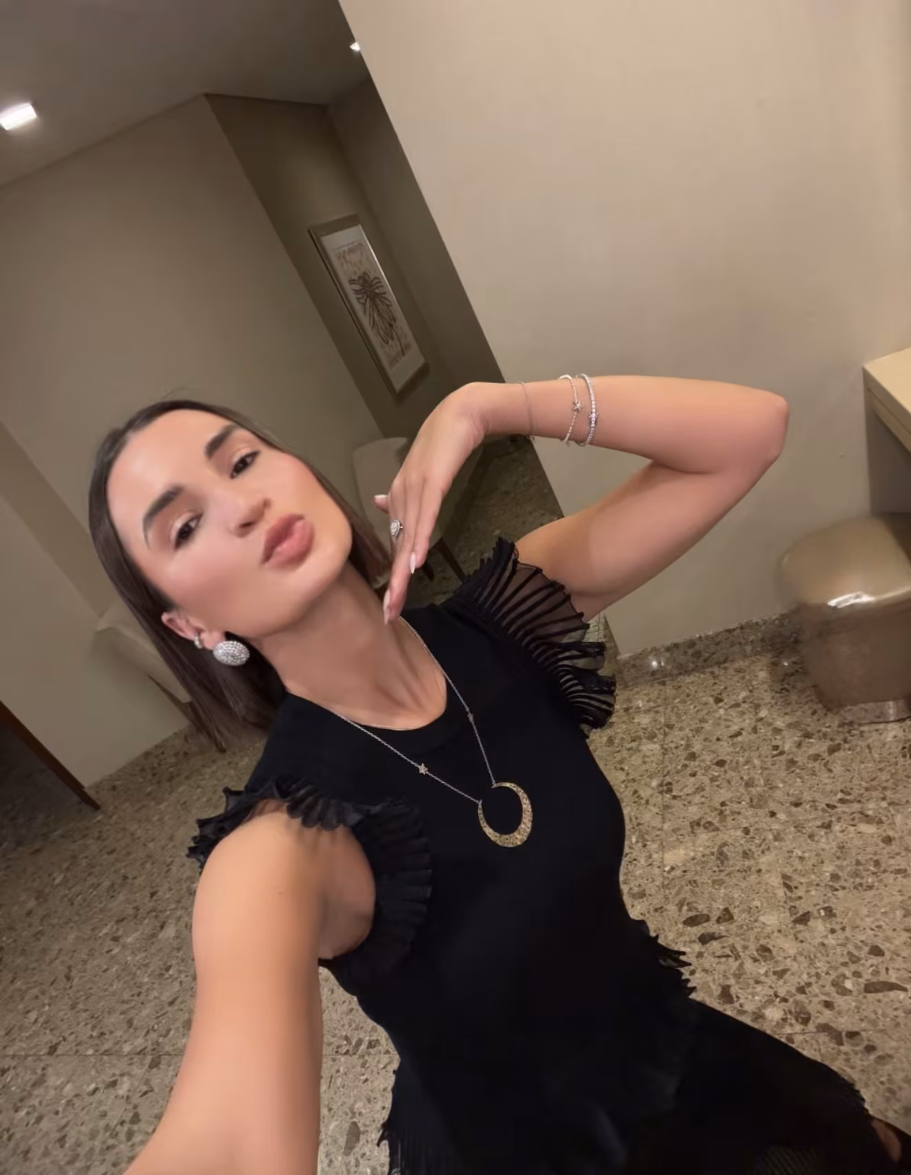 Tati 30 Abu dabi United Arab Emirates Je cherche un homme pour une union de couple authentique