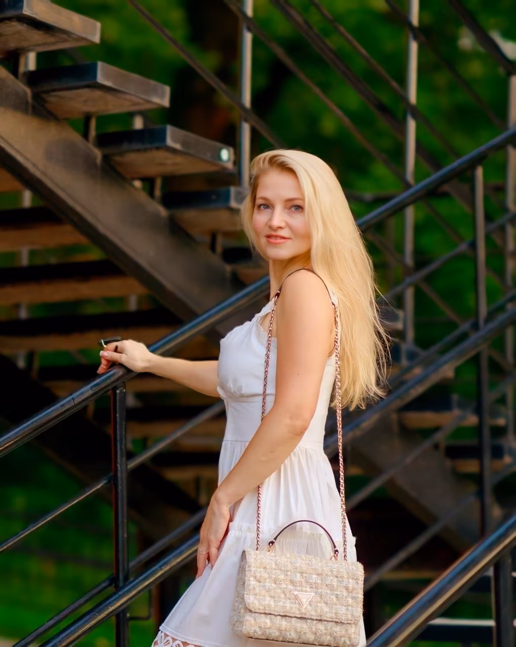 Elena 47 Vinnitsa Ukraine Je suis prête à aimer et former un couple