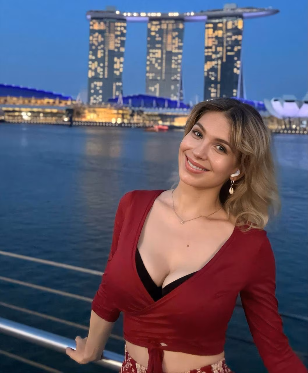 Anastasiia 23 Lisbon  Portugal Je suis prête à m ouvrir à une rencontre couple