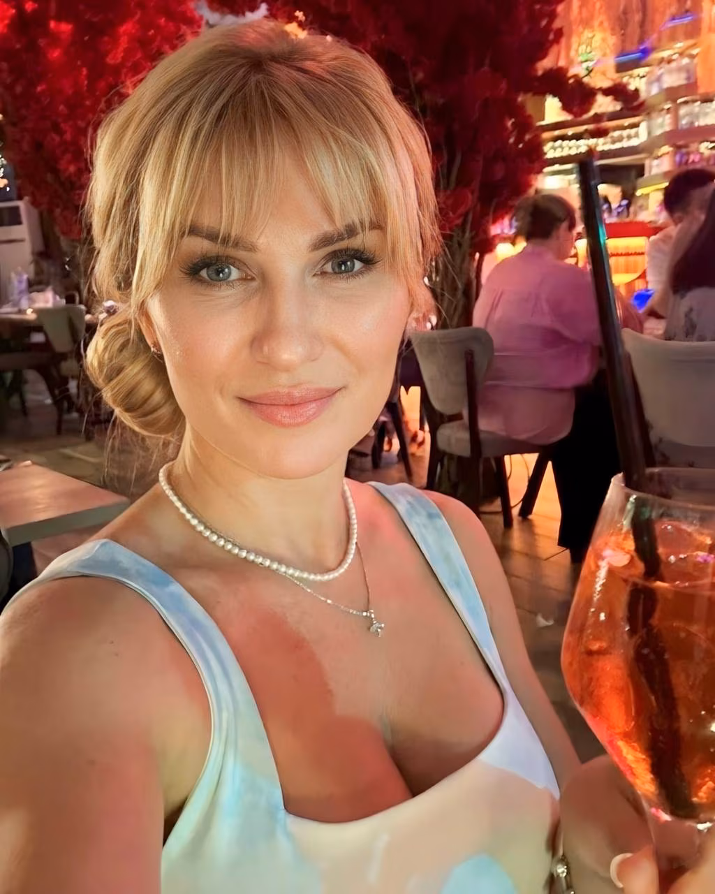 Irina 44 Prague Czech Republic Je suis prête à vivre une grande histoire de couple