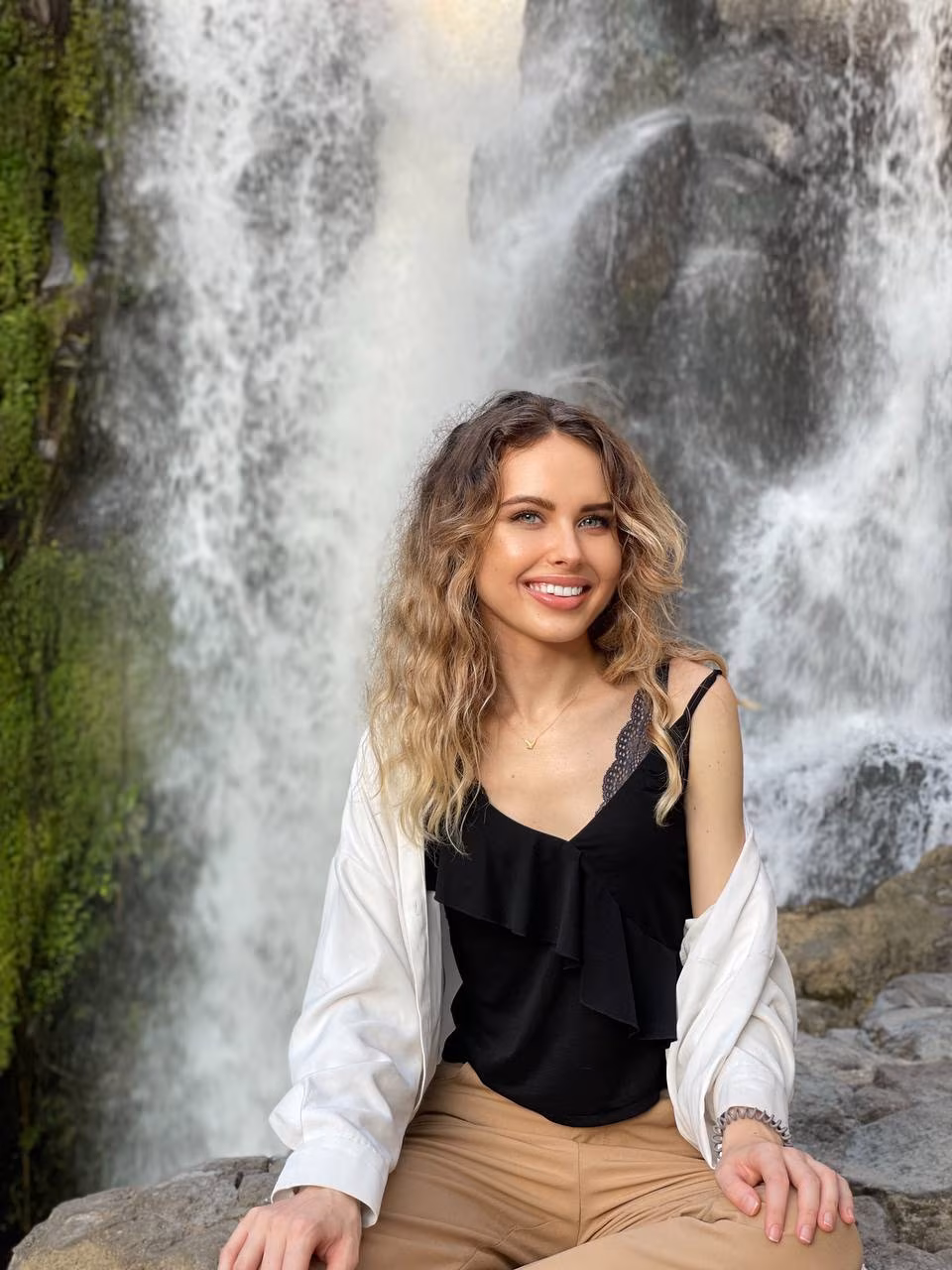 Anna 30 Odessa Ukraine Je veux construire un couple avec toi et toi seul