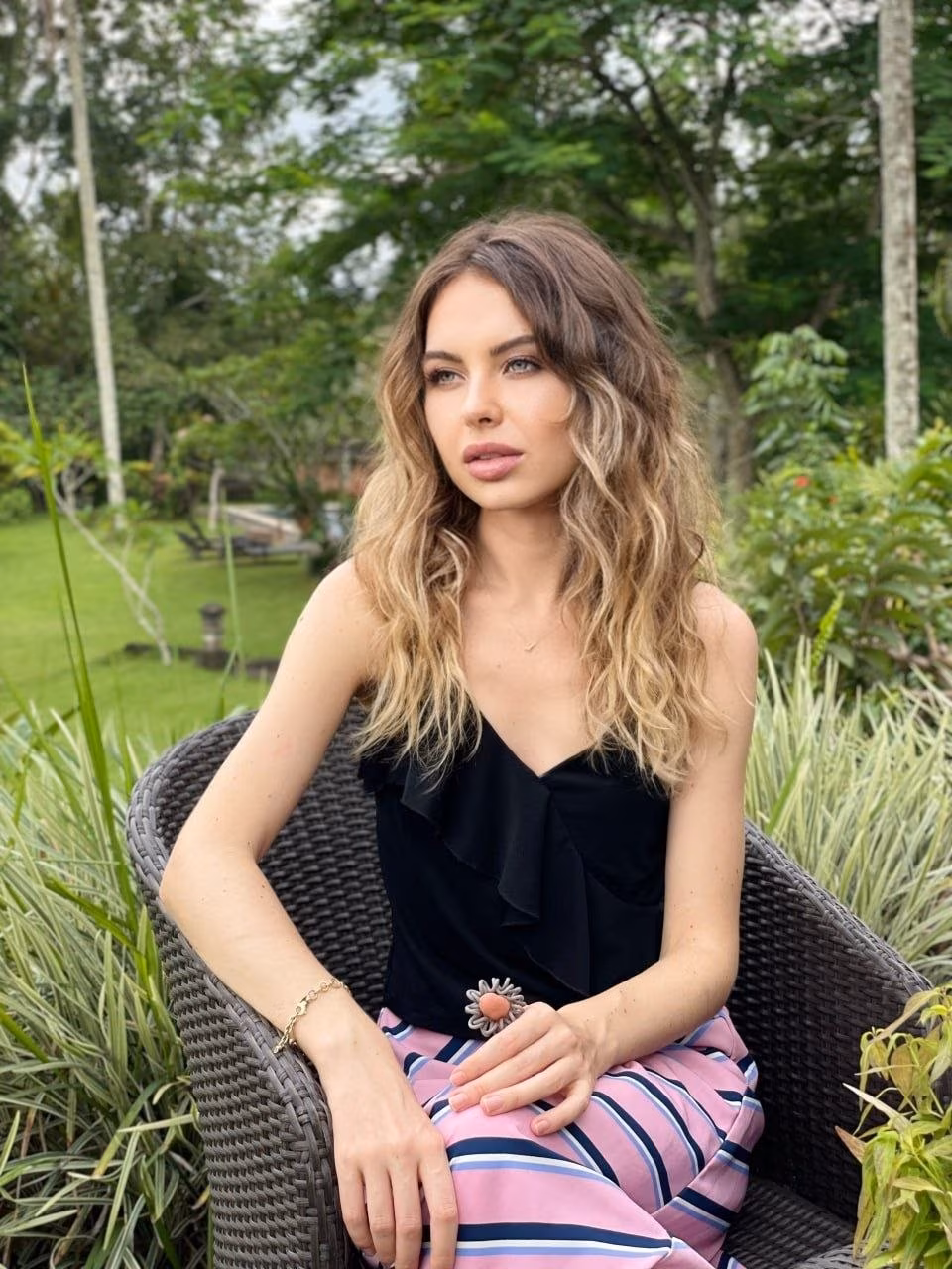 Anna 30 Odessa Ukraine Je veux construire un couple avec toi et toi seul