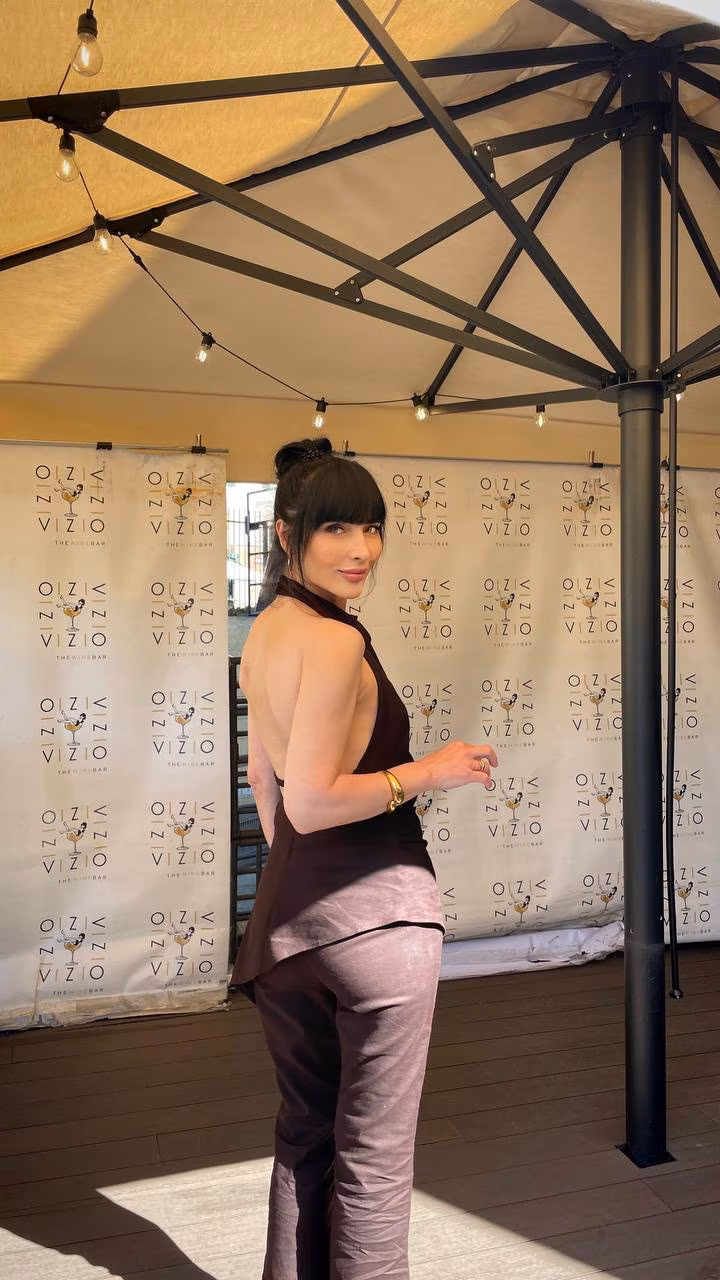 Alisa 48 Milan Italy Je veux partager ma vie et former un couple