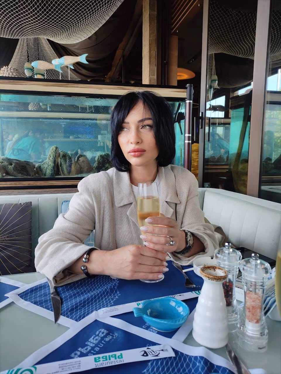 Alisa 48 Milan Italy Je veux partager ma vie et former un couple