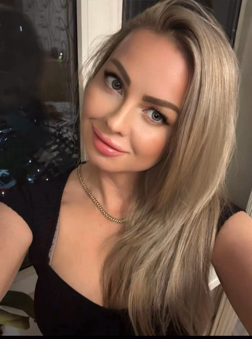 Tatiana 45 Kharkiv Ukraine Je veux un couple avec des projets d avenir