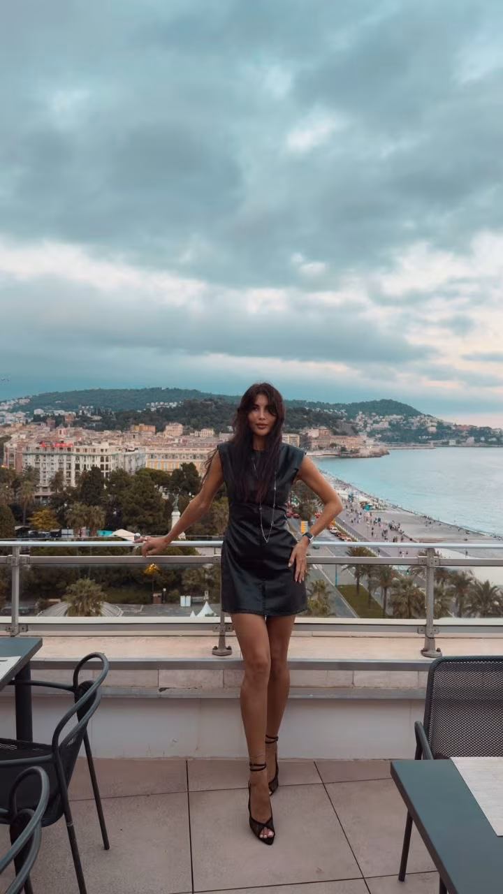 Violeta 28 Berlin Germany Je veux un couple où la confiance règne