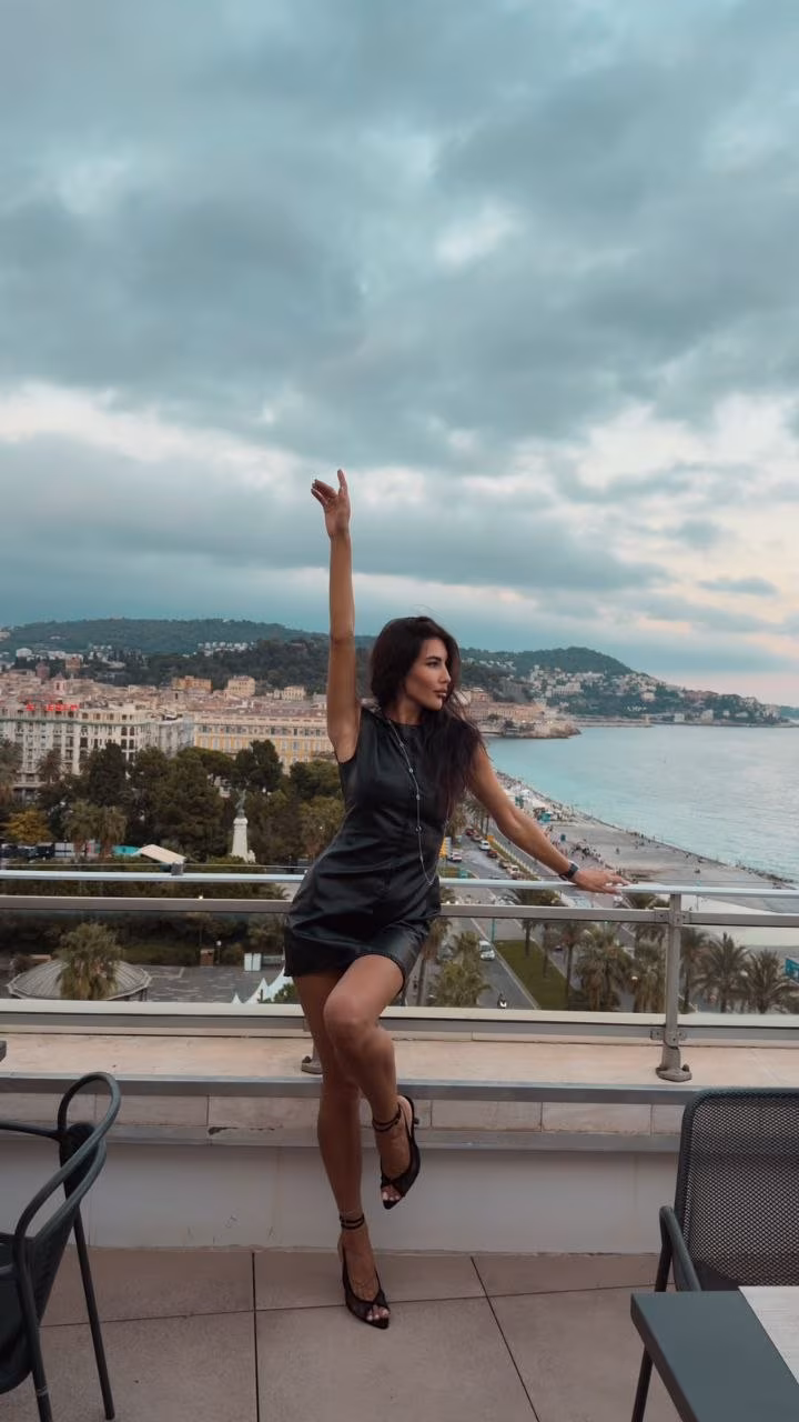 Violeta 28 Berlin Germany Je veux un couple où la confiance règne