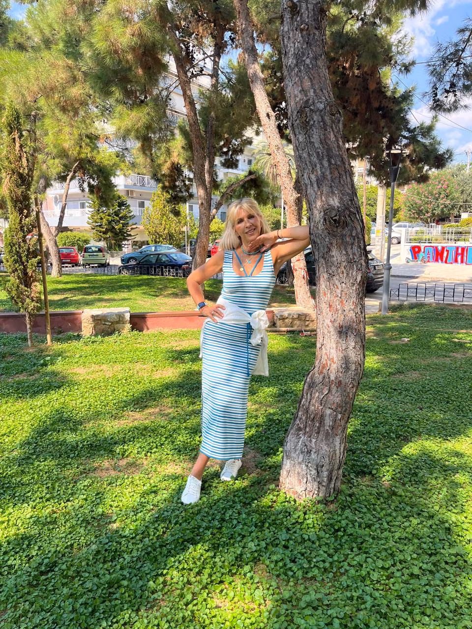 Nataliya 56 Athens Greece Je veux un couple où l on se comprend vraiment