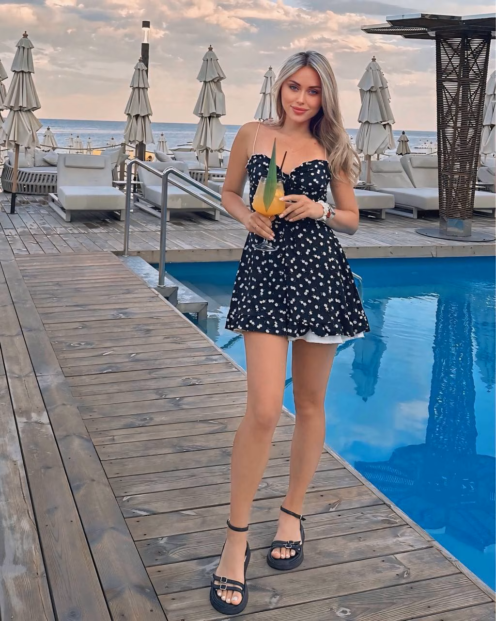 Anna 34 Dnipropetrovsk Ukraine Je veux un couple plein de complicité