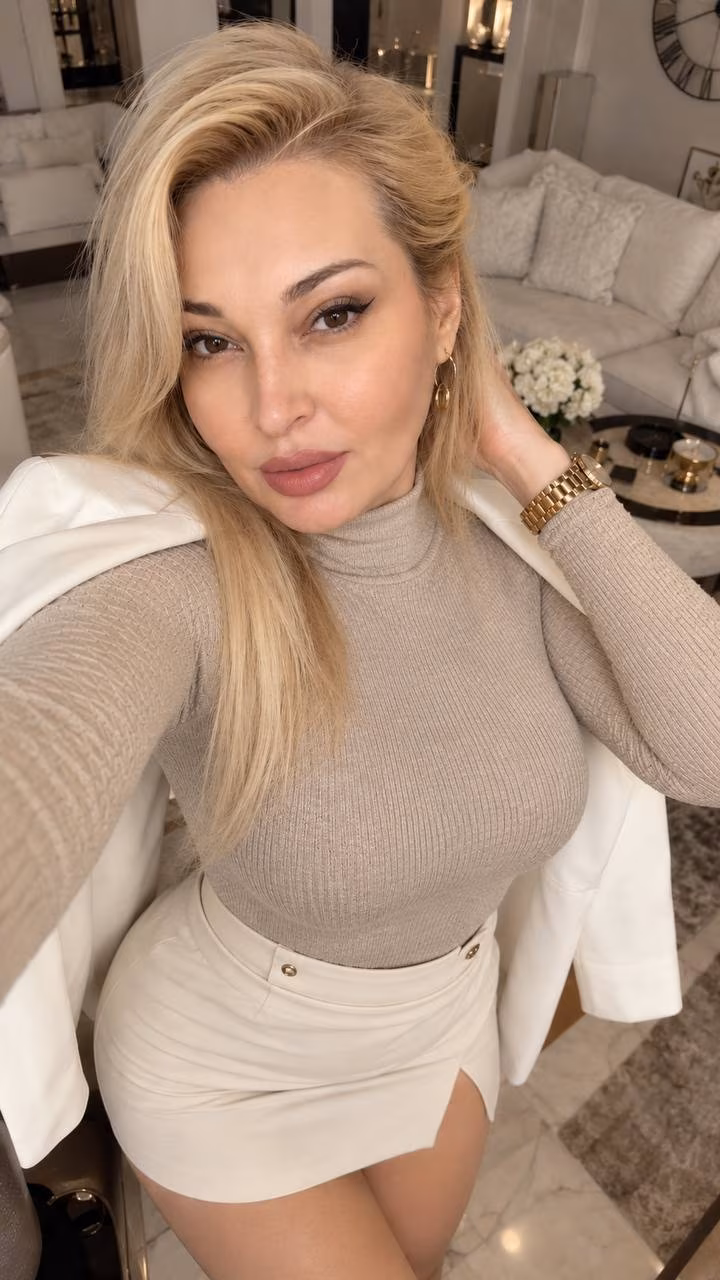 Olena 42 Kyiv Ukraine Je veux un couple qui respecte nos différences