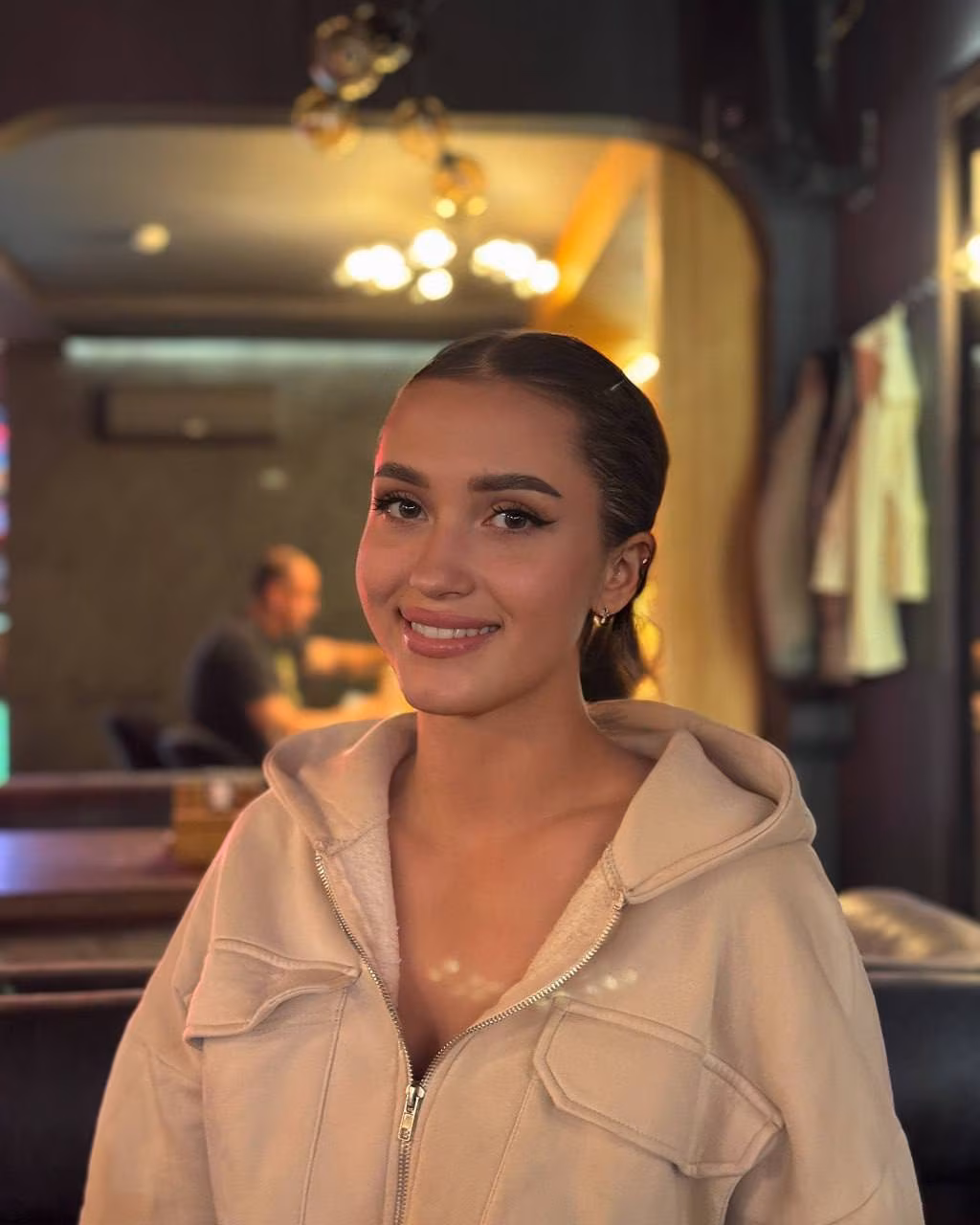 Viktoriia 21 Kropyvnytskyi  Ukraine Je veux vivre en couple et être heureuse
