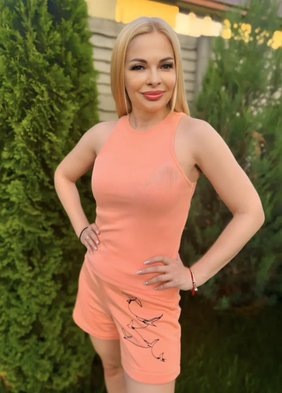 Bogdana 48 Kiev-Bucha Ukraine Prête à créer un couple qui dure toujours