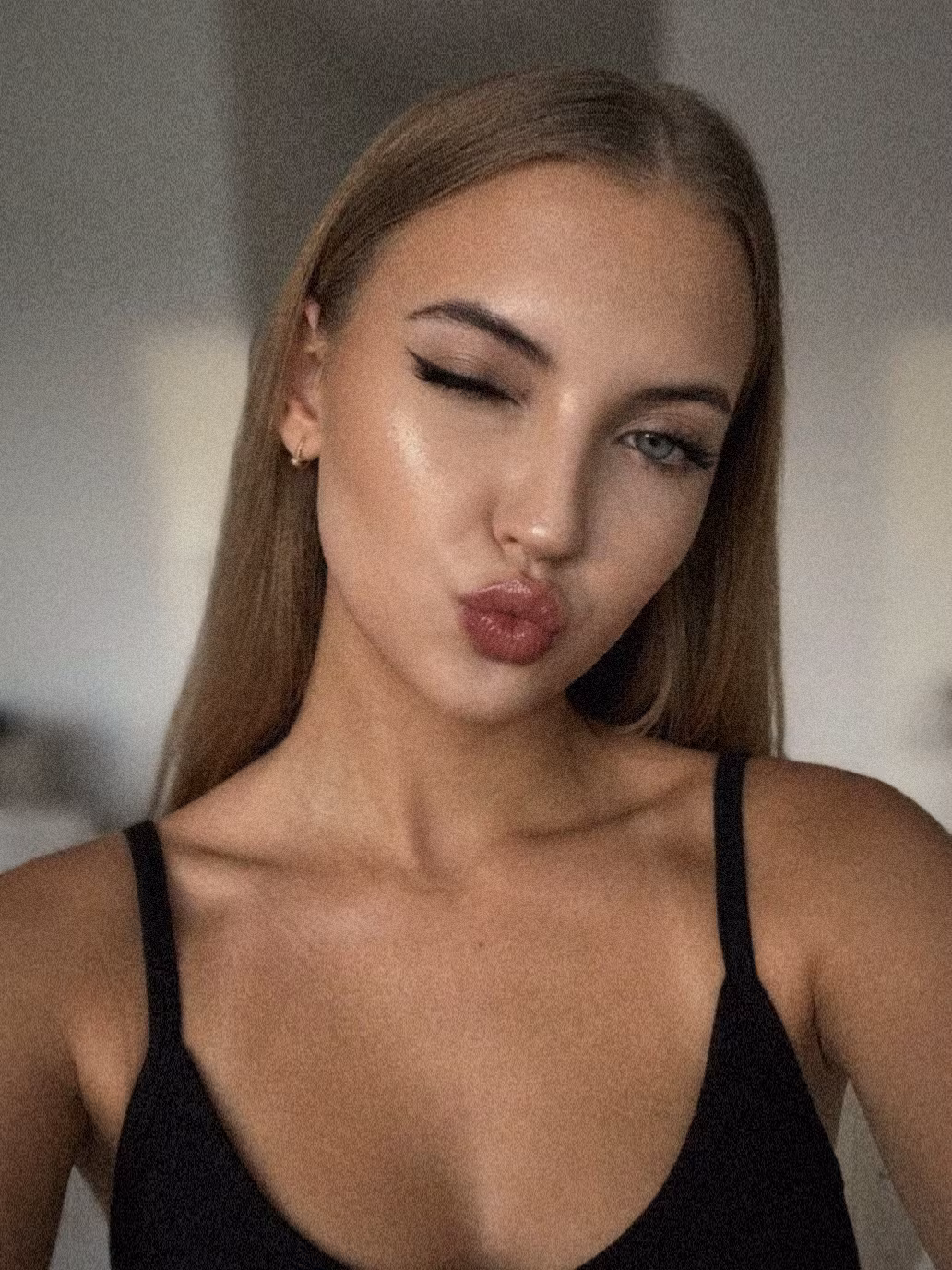 Vladyslava 20 Kiev Ukraine Prête à créer un couple qui dure toujours