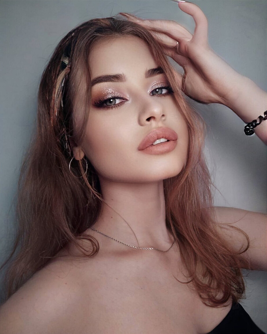 Ruslana mujeres rusas maquillaje